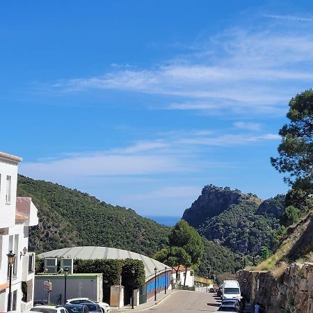 Benahavis Village Penthouse Apartment, 2 Bedrooms, Stunning Views, Swimming Pool !! Benahavís Exterior foto