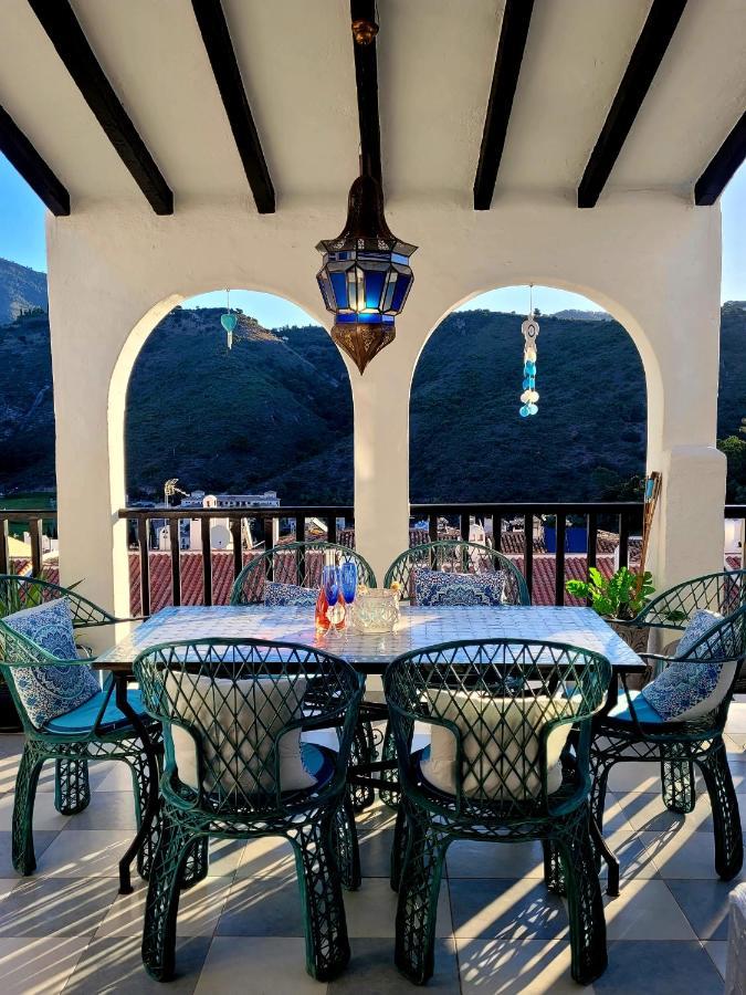 Benahavis Village Penthouse Apartment, 2 Bedrooms, Stunning Views, Swimming Pool !! Benahavís Exterior foto
